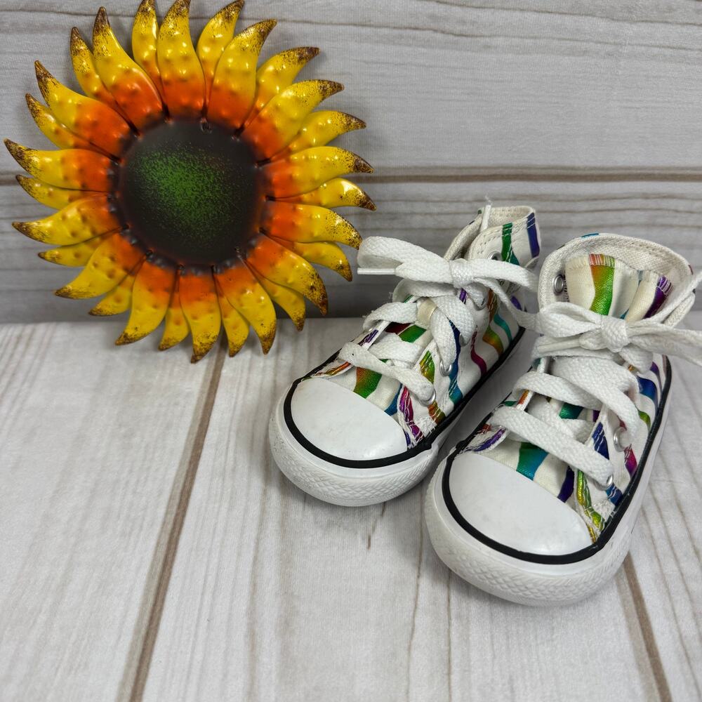 Converse Chuck Taylor‎ All Star Rainbow Stripe High Top Infant Sneakers Size 5